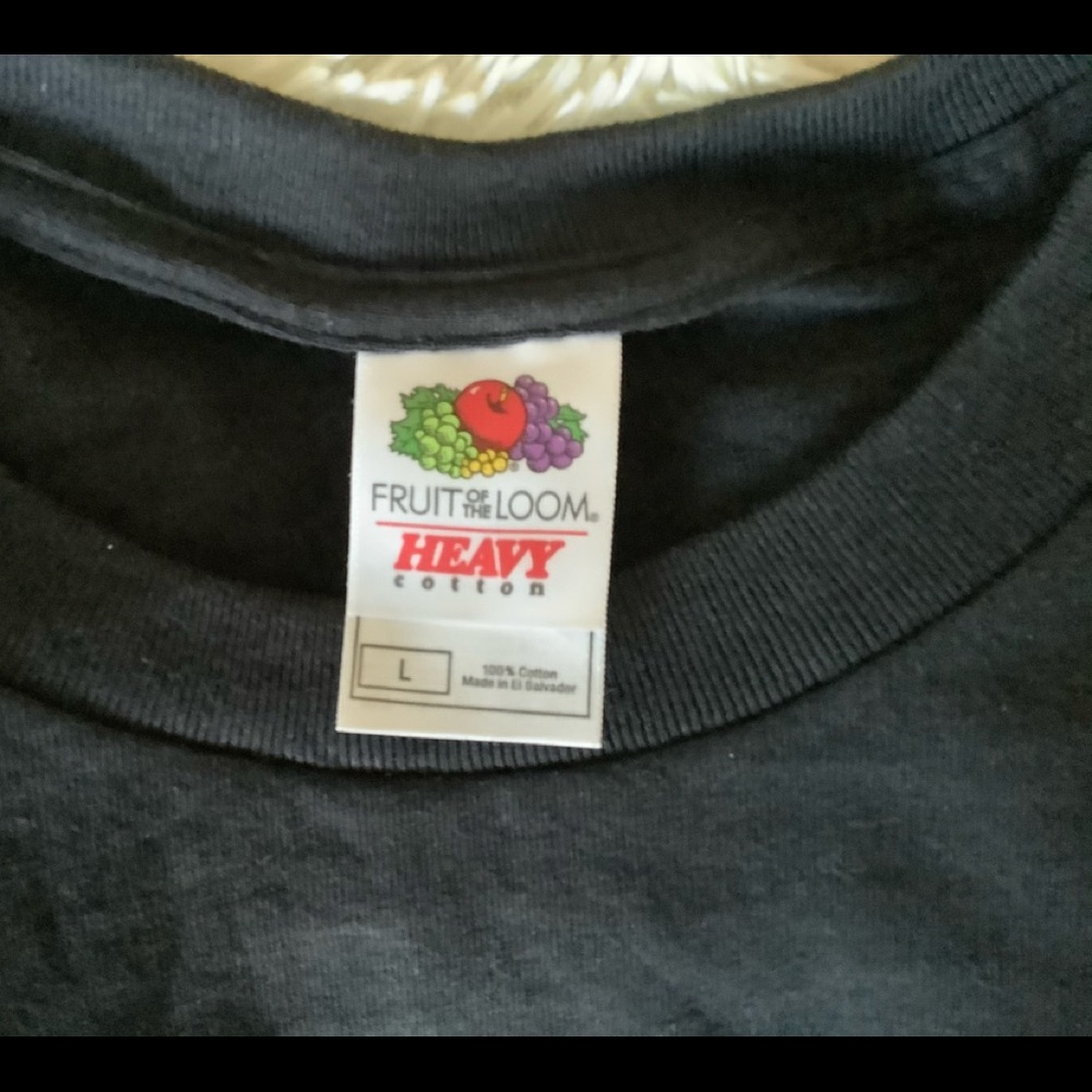 Men’s tshirt - Picture 3 of 3